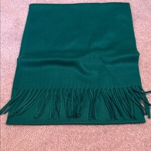 Elegant Green Scarf